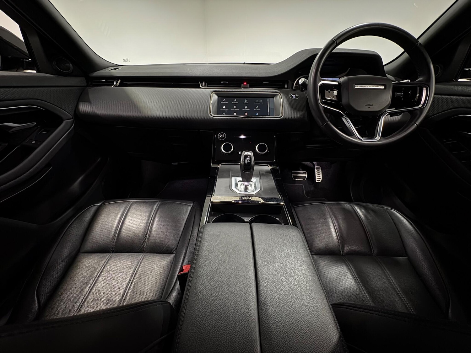 Used Land Rover Range Rover Evoque 2023 for sale - 77425619: Photo 10