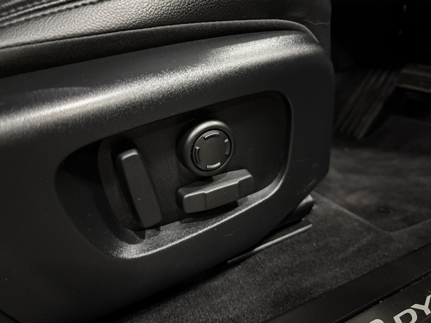 Used Land Rover Range Rover Evoque 2023 for sale - 77425619: Photo 13