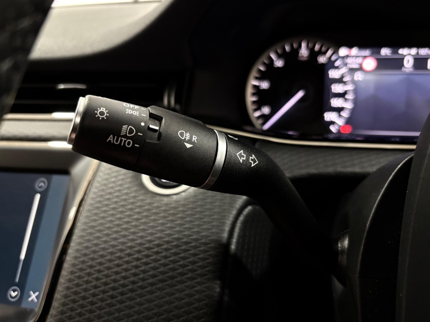 Used Land Rover Range Rover Evoque 2023 for sale - 77425619: Photo 15