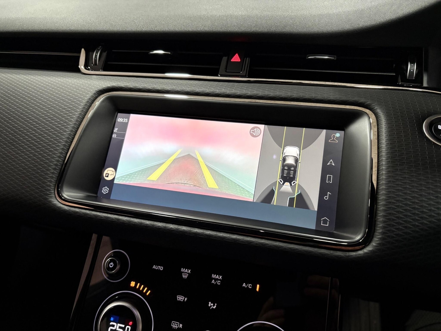 Used Land Rover Range Rover Evoque 2023 for sale - 77425619: Photo 20