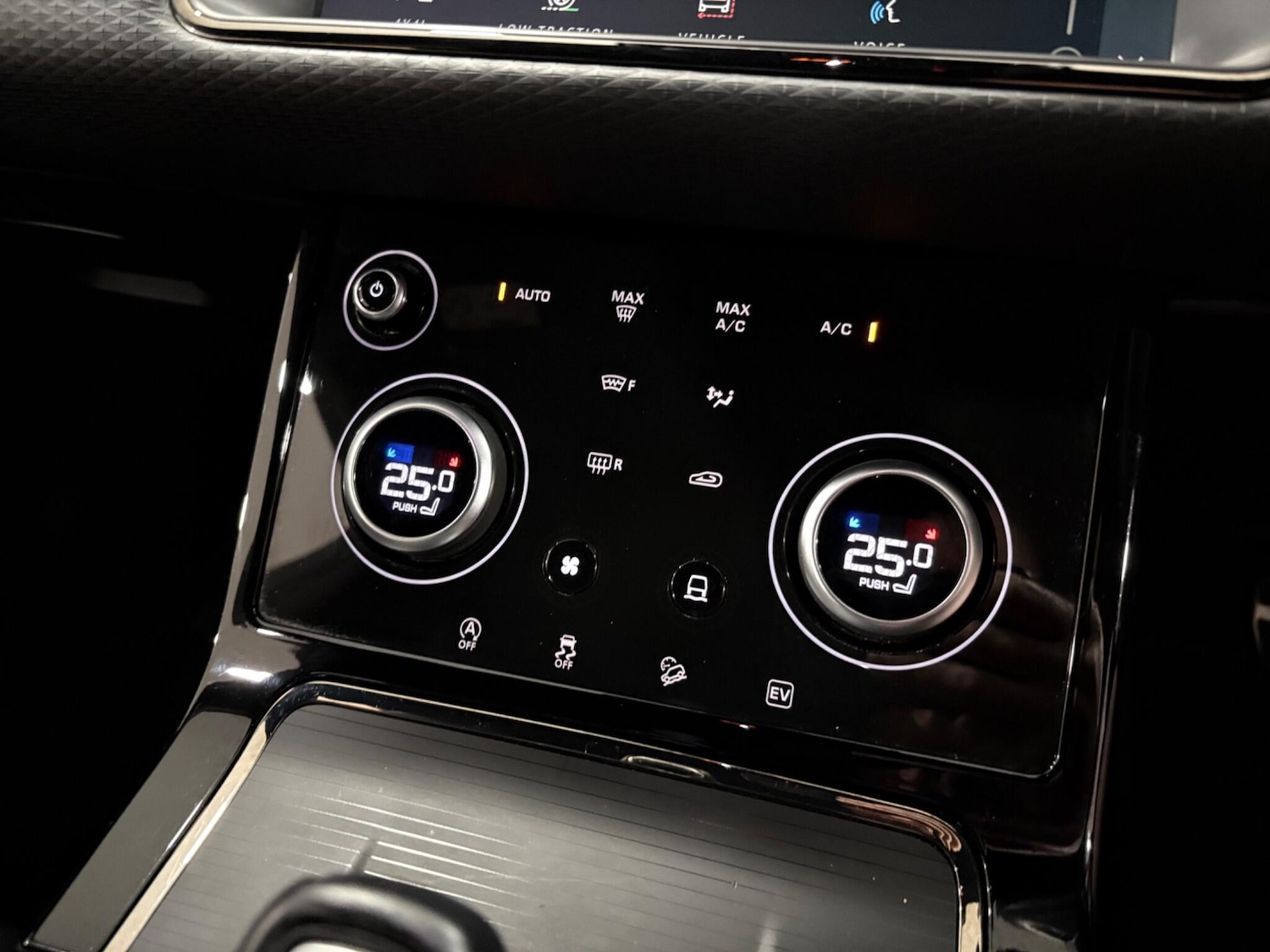 Used Land Rover Range Rover Evoque 2023 for sale - 77425619: Photo 33