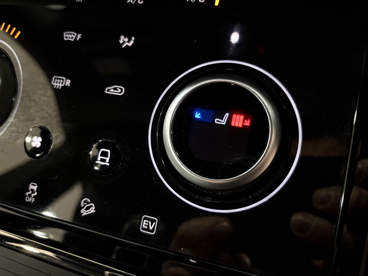 Used Land Rover Range Rover Evoque 2023 for sale - 77425619: Photo 35