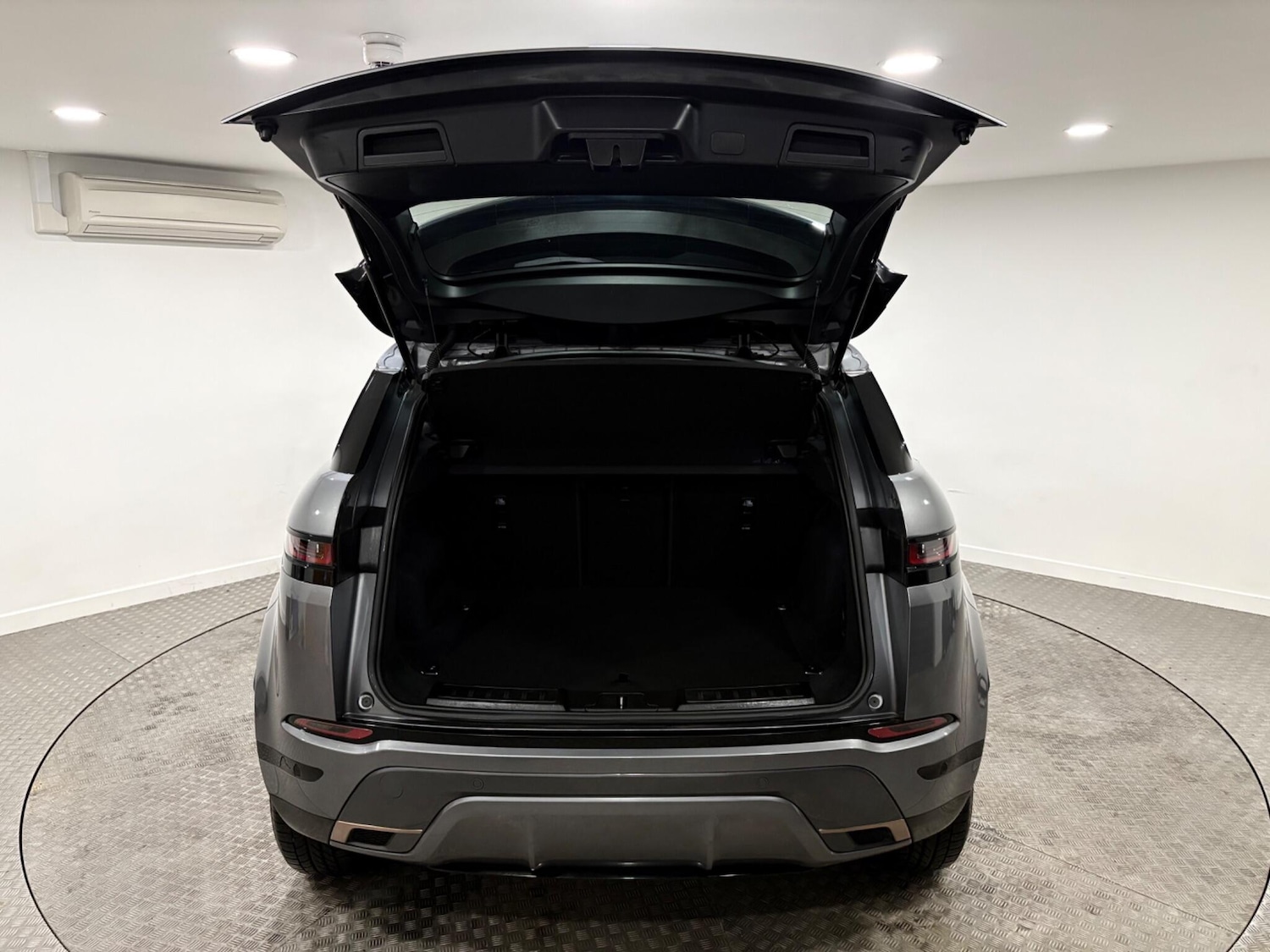 Used Land Rover Range Rover Evoque 2023 for sale - 77425619: Photo 46