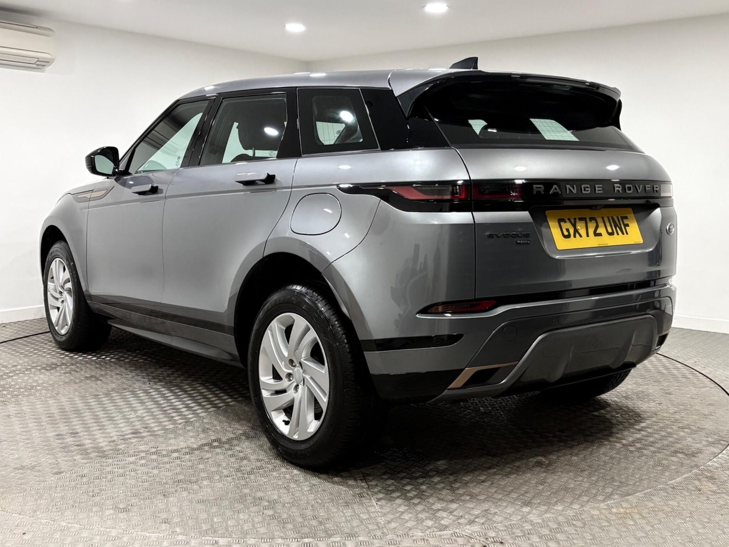 Used Land Rover Range Rover Evoque 2023 for sale - 77425619: Photo 5
