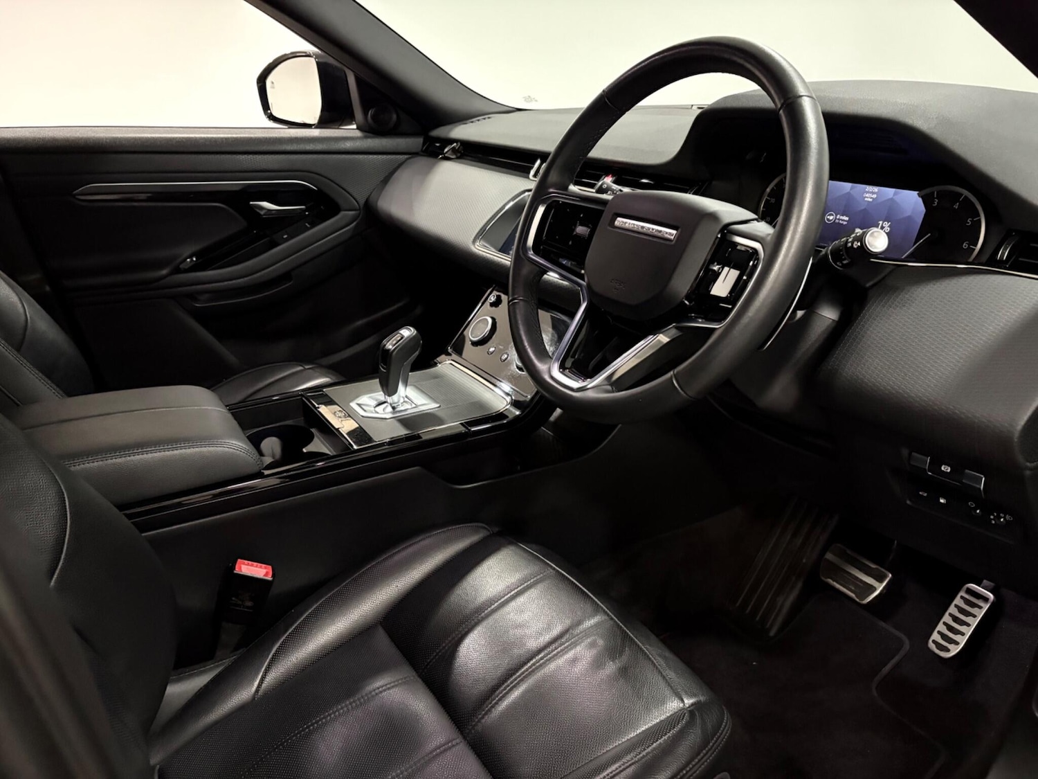 Used Land Rover Range Rover Evoque 2023 for sale - 77425619: Photo 9