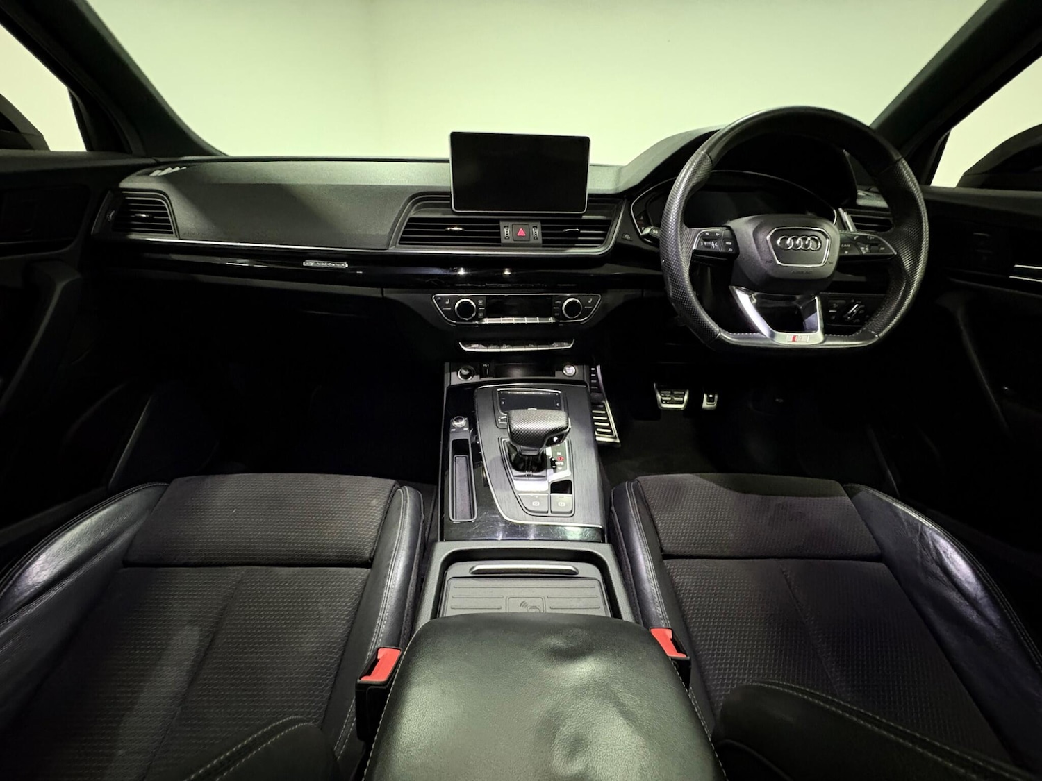 Used Audi Q5 2019 for sale - 76572310: Photo 10