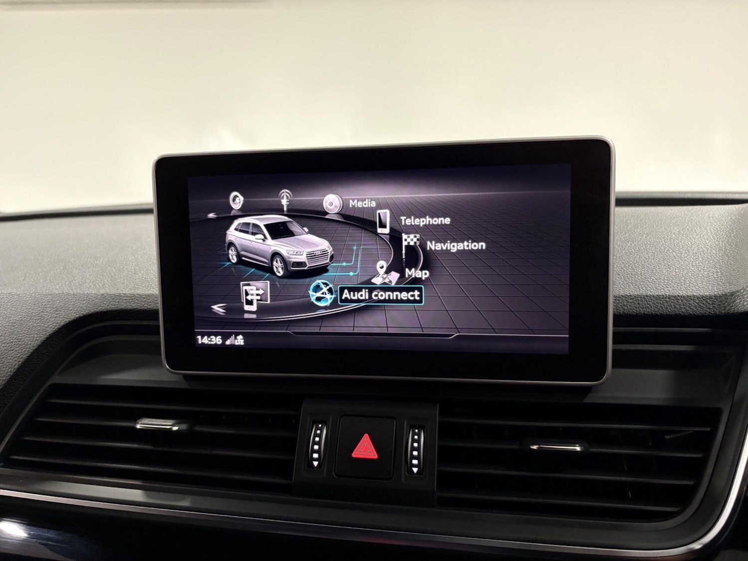 Used Audi Q5 2019 for sale - 76572310: Photo 28