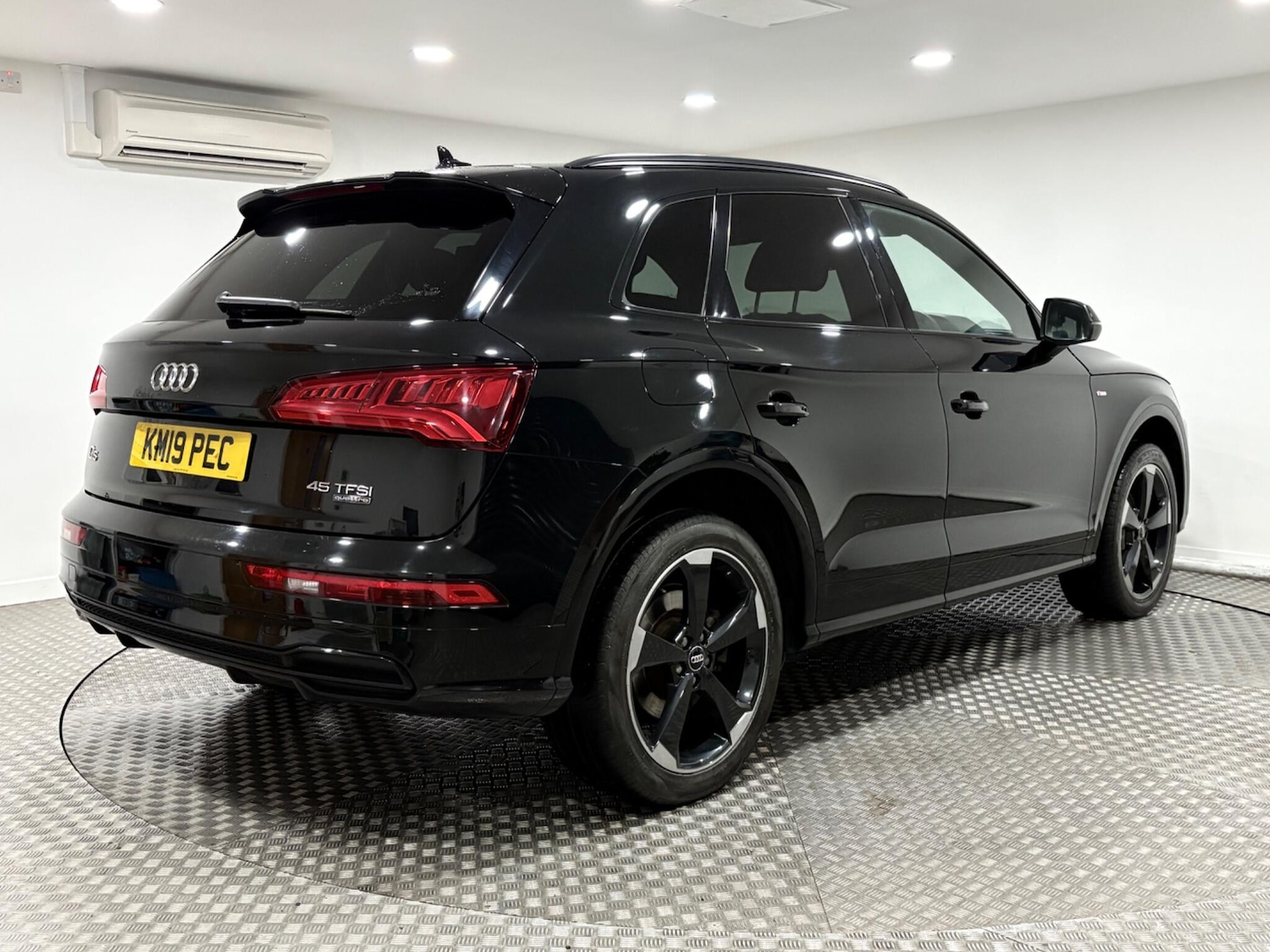 Used Audi Q5 2019 for sale - 76572310: Photo 3