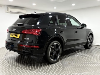Used Audi Q5 2019 for sale - 76572310: Photo