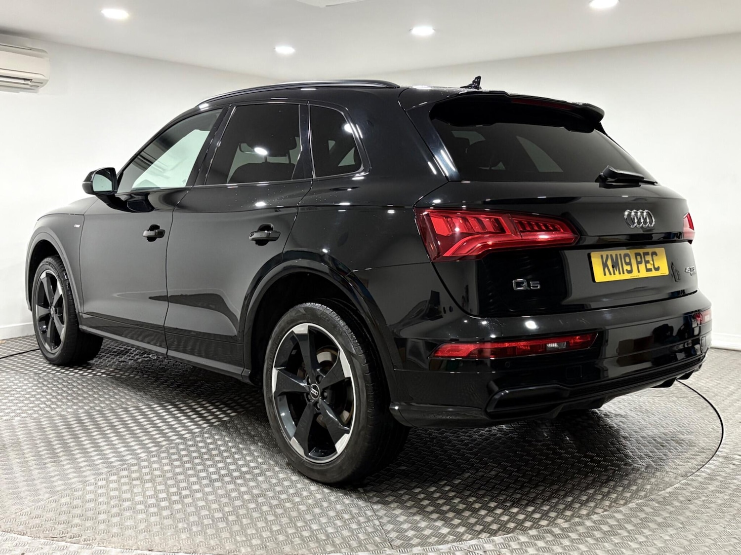 Used Audi Q5 2019 for sale - 76572310: Photo 5