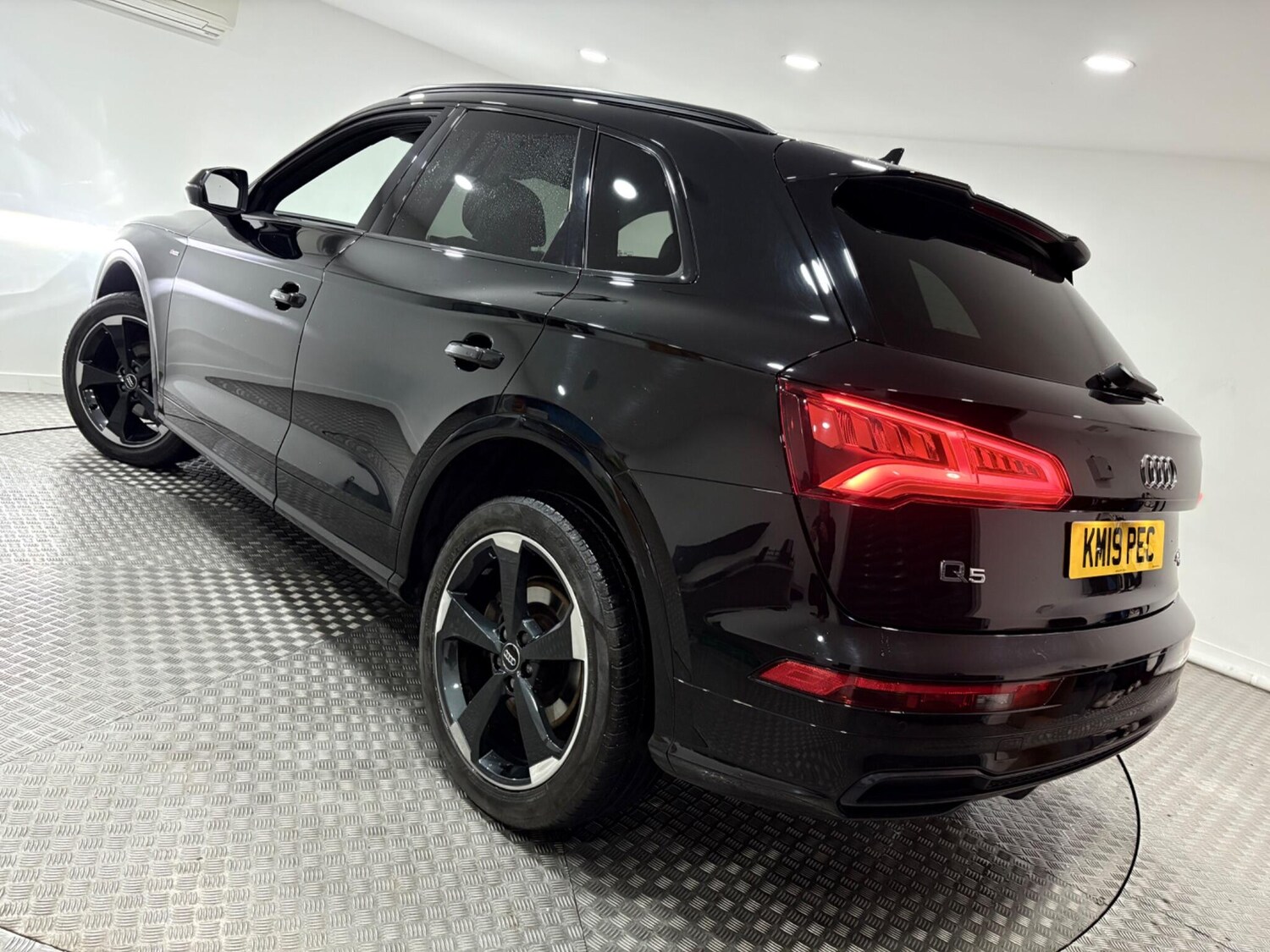Used Audi Q5 2019 for sale - 76572310: Photo 50
