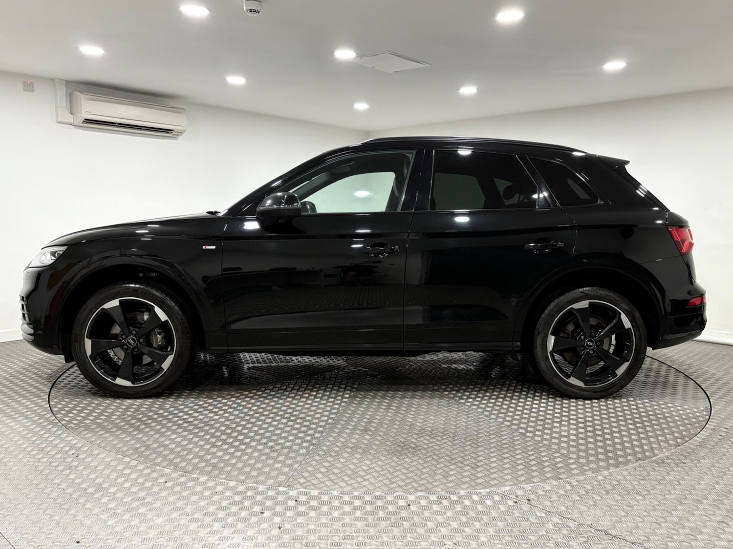 Used Audi Q5 2019 for sale - 76572310: Photo 6