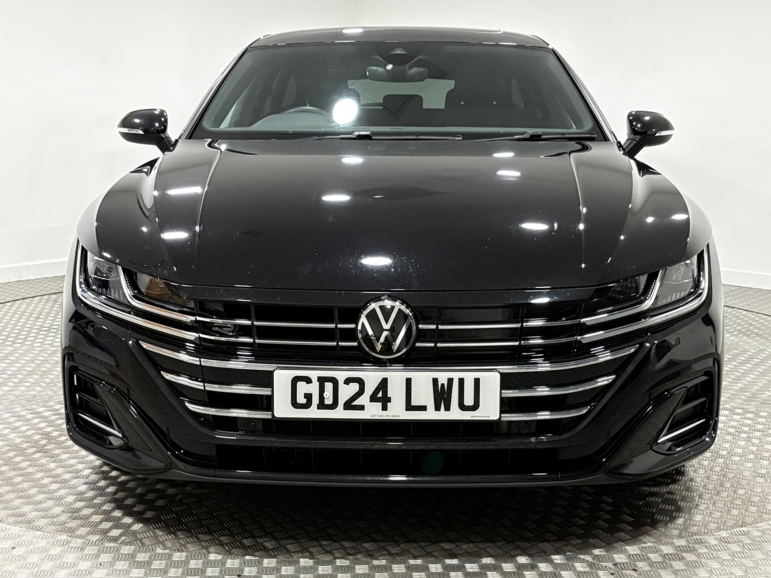 Used Volkswagen Arteon 2024 for sale - 77021260: Photo 8