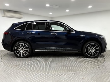 Used Mercedes-Benz EQC 2022 for sale - 77020902: Photo