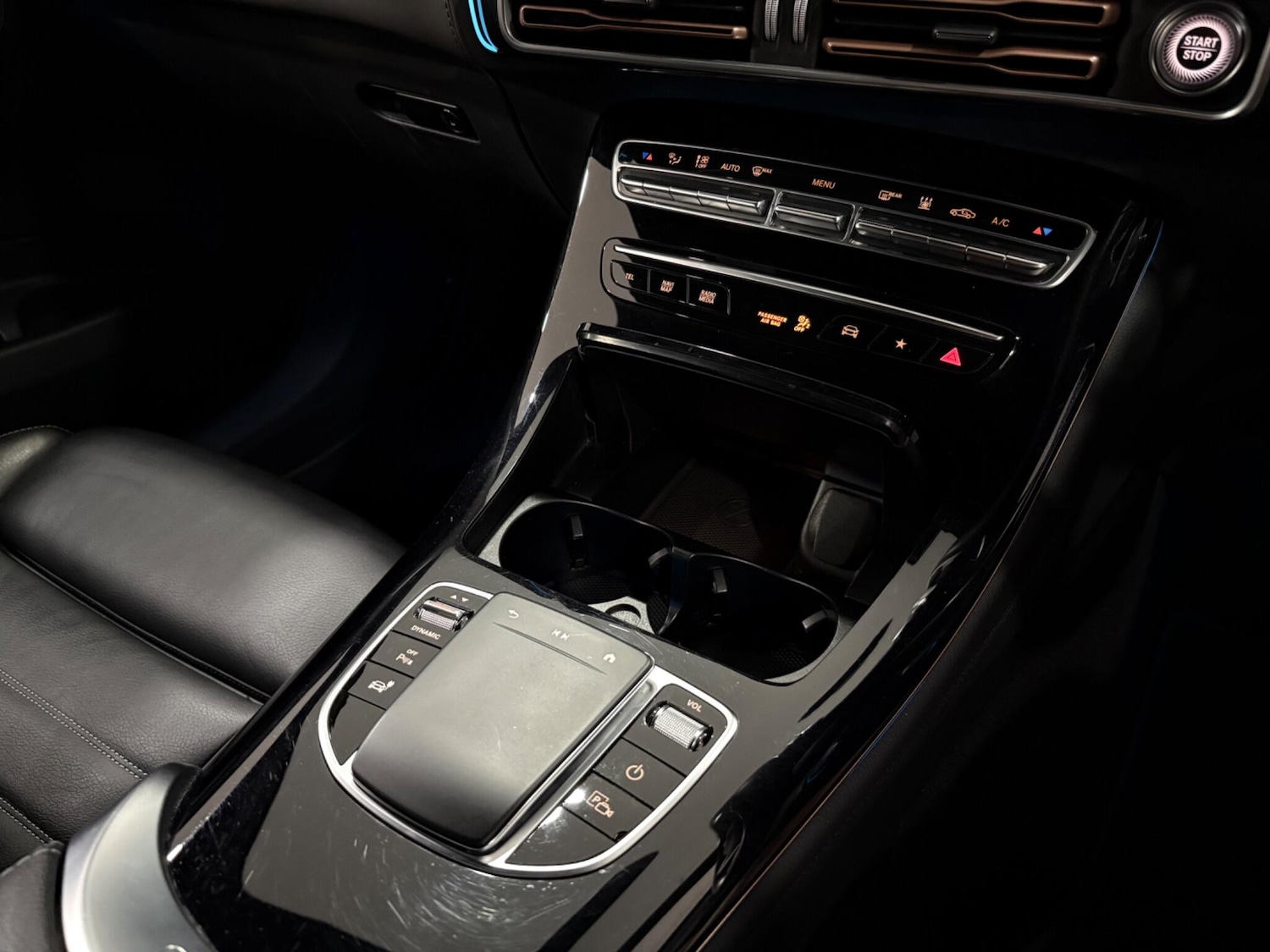 Used Mercedes-Benz EQC 2022 for sale - 77020902: Photo 32