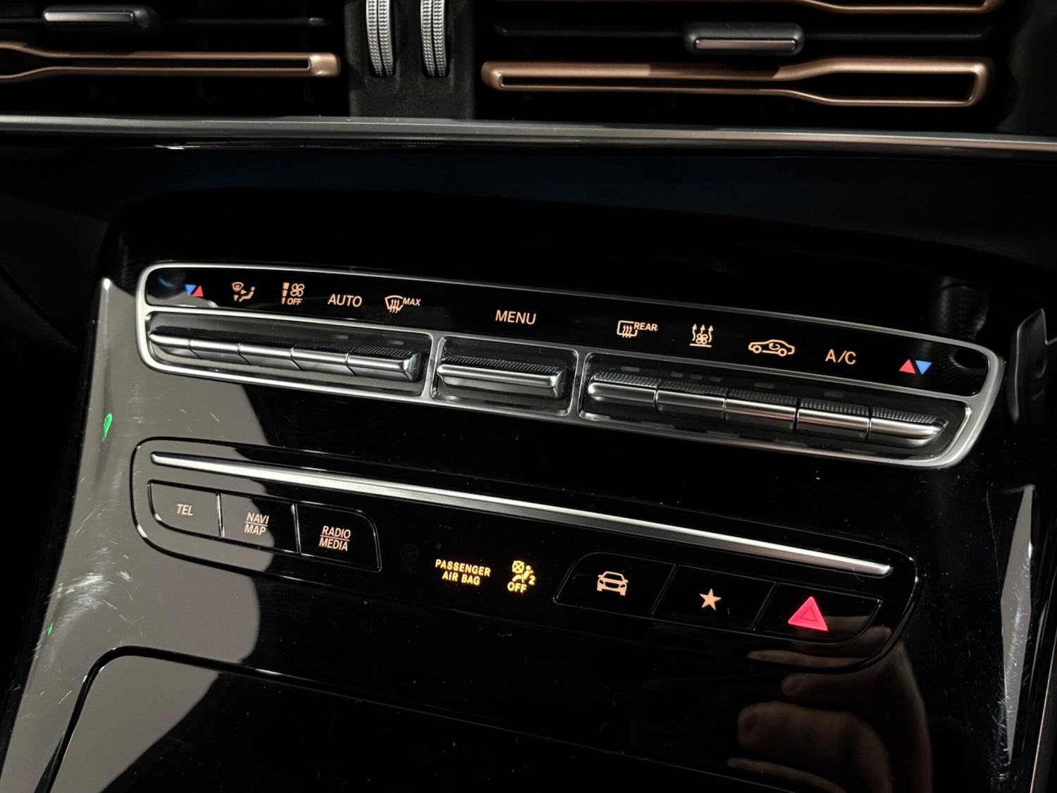 Used Mercedes-Benz EQC 2022 for sale - 77020902: Photo 34