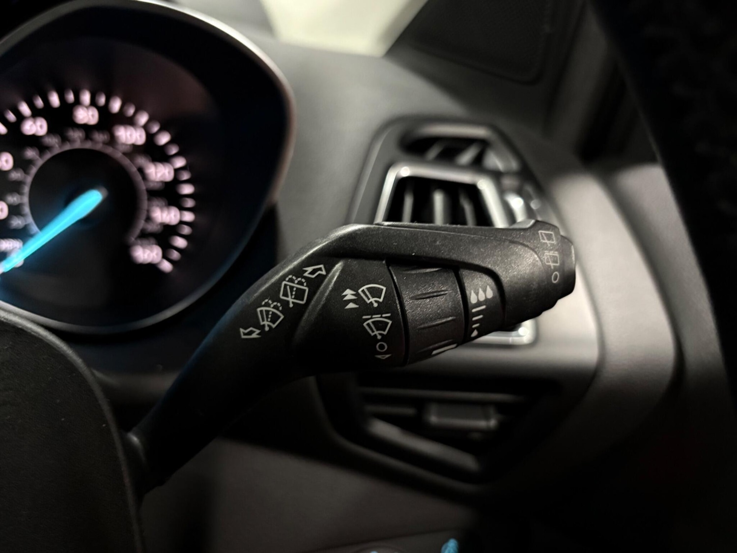 Used Ford Kuga 2017 for sale - 77882306: Photo 19