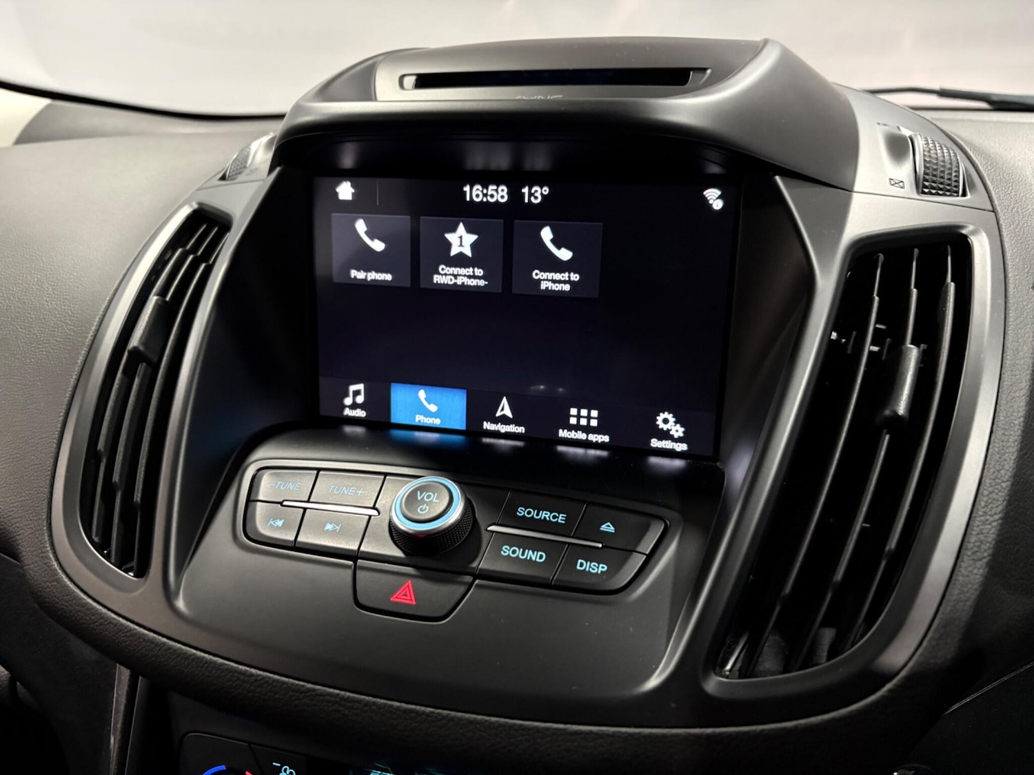 Used Ford Kuga 2017 for sale - 77882306: Photo 20