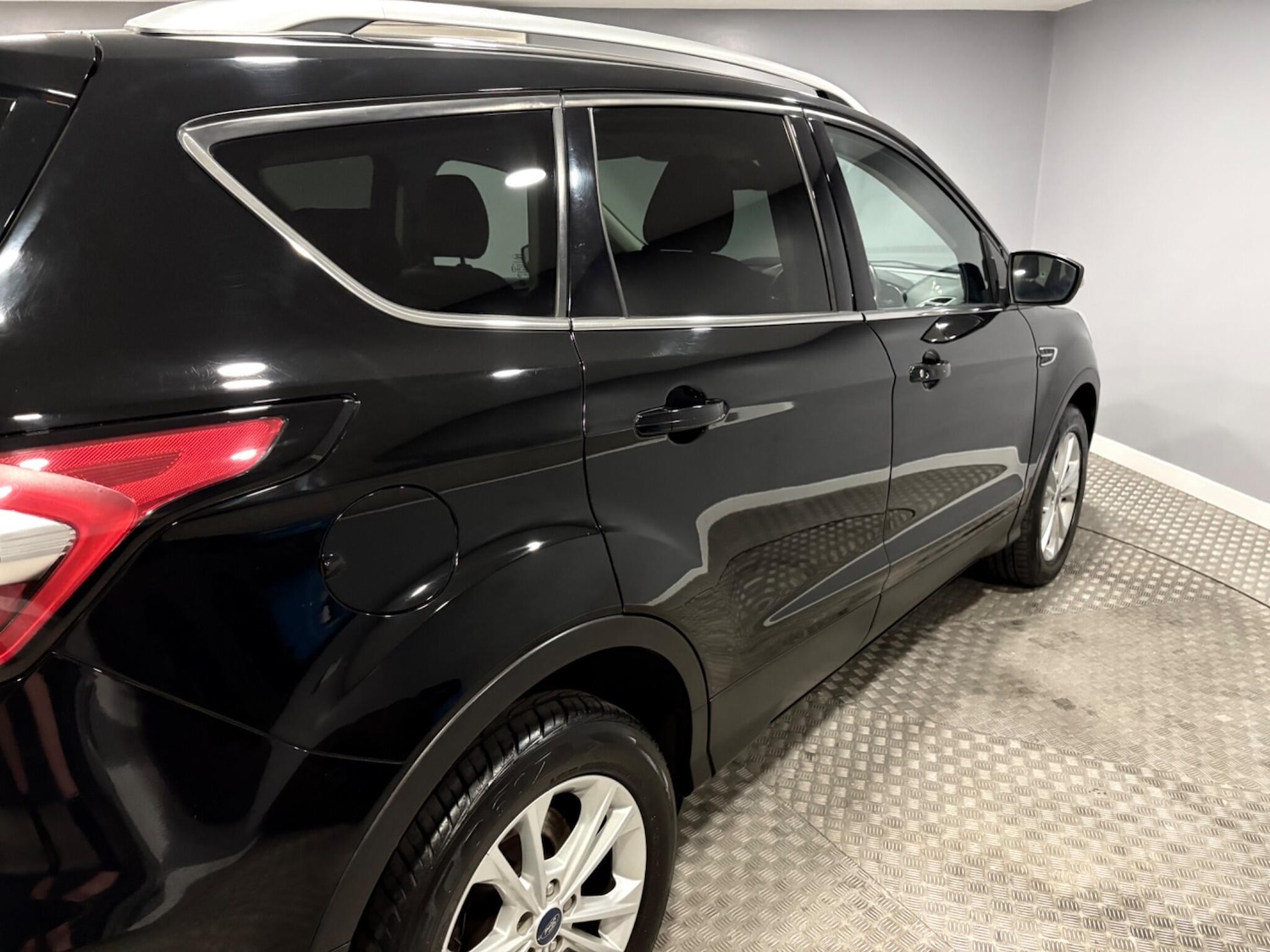 Used Ford Kuga 2017 for sale - 77882306: Photo 47