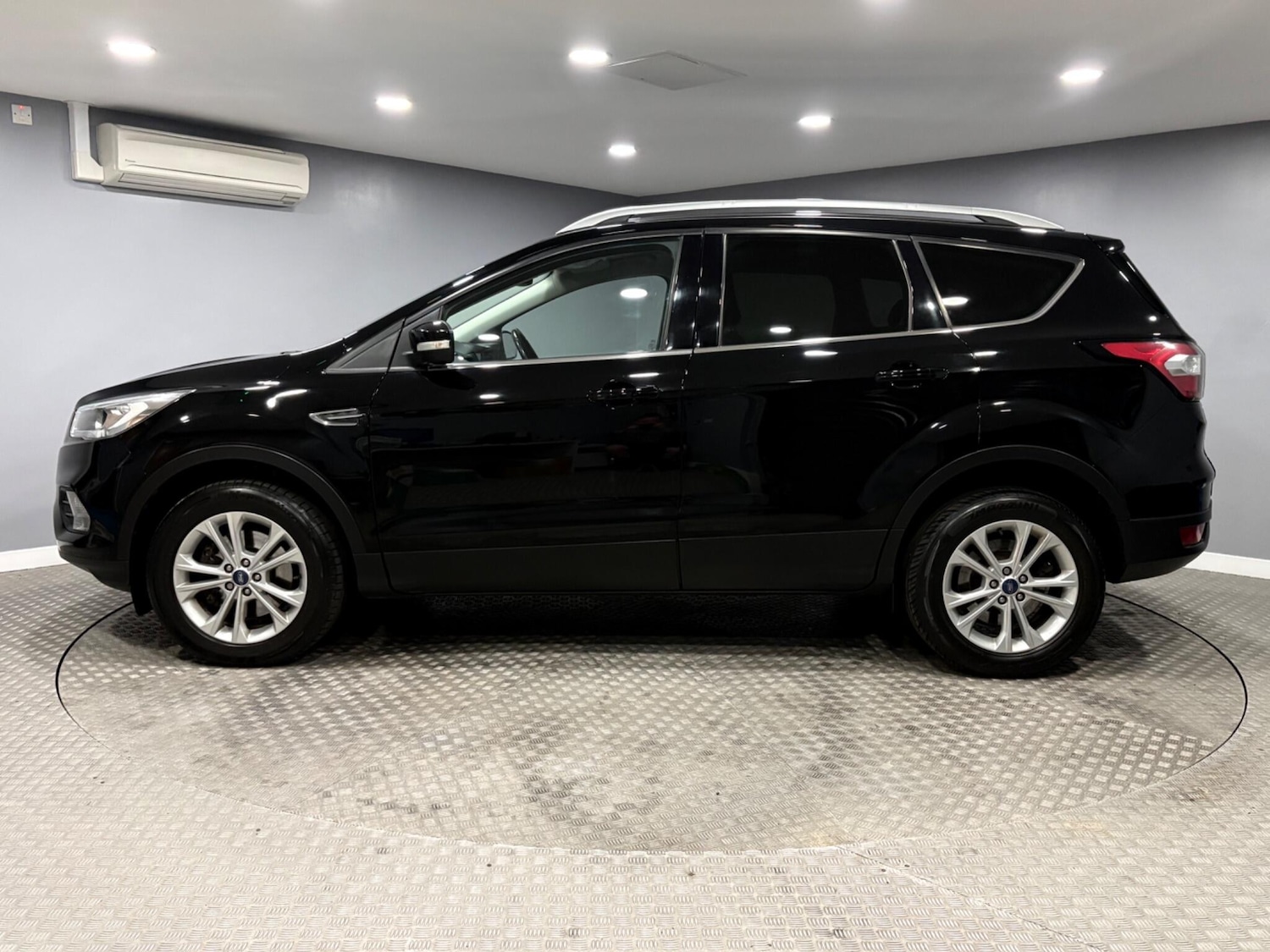Used Ford Kuga 2017 for sale - 77882306: Photo 6