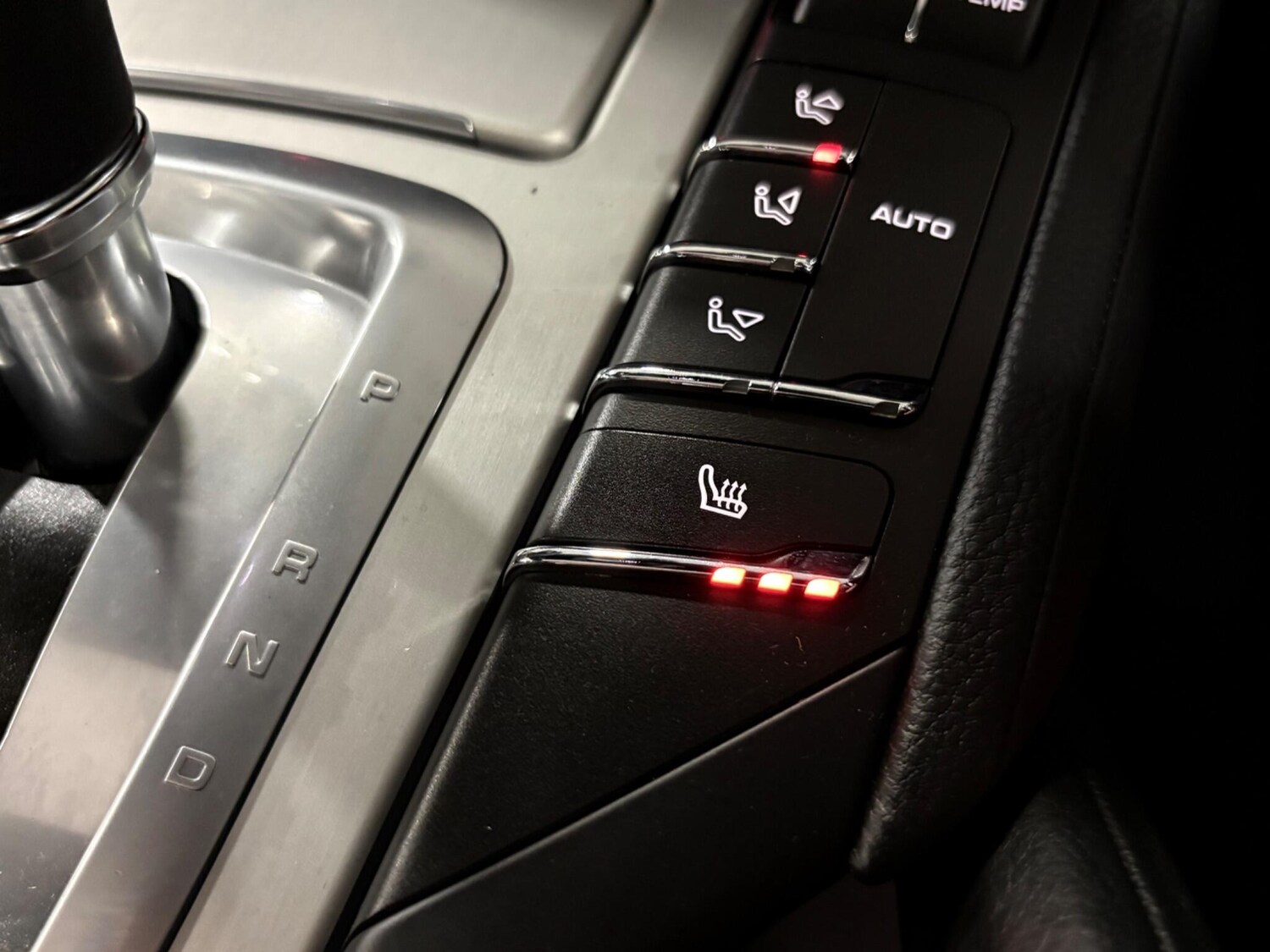 Used Porsche Cayenne 2016 for sale - 78018854: Photo 32