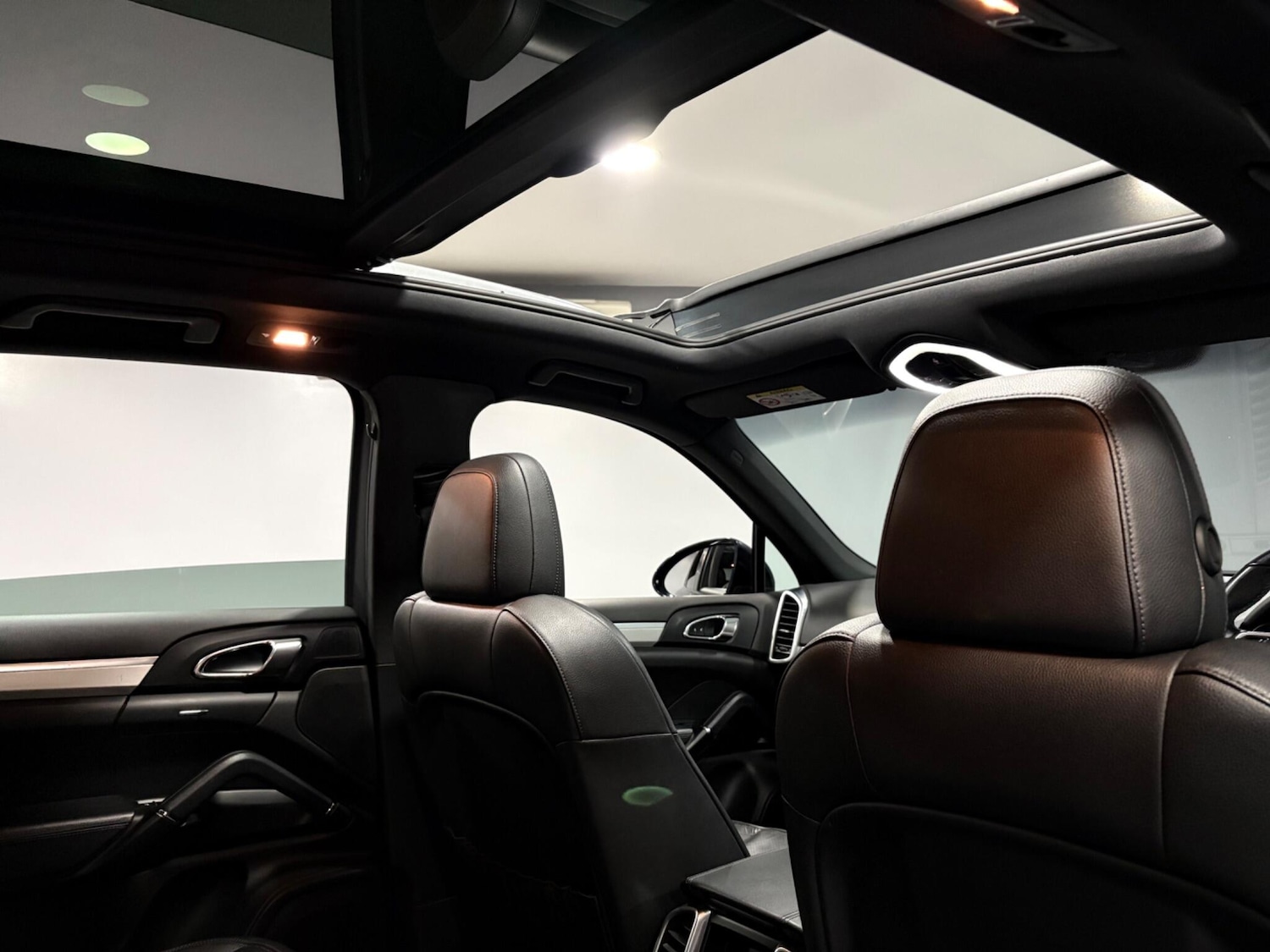 Used Porsche Cayenne 2016 for sale - 78018854: Photo 33