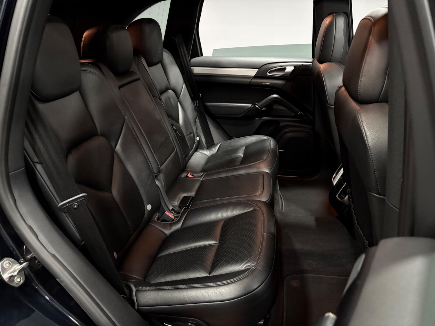 Used Porsche Cayenne 2016 for sale - 78018854: Photo 38