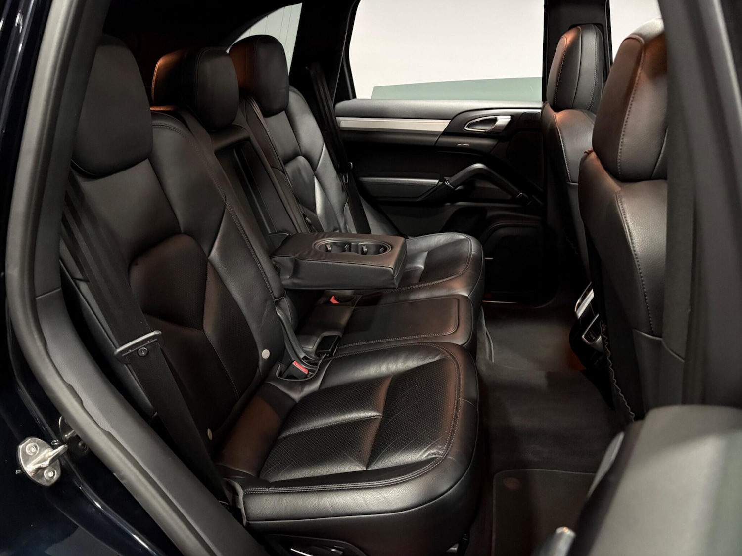 Used Porsche Cayenne 2016 for sale - 78018854: Photo 39