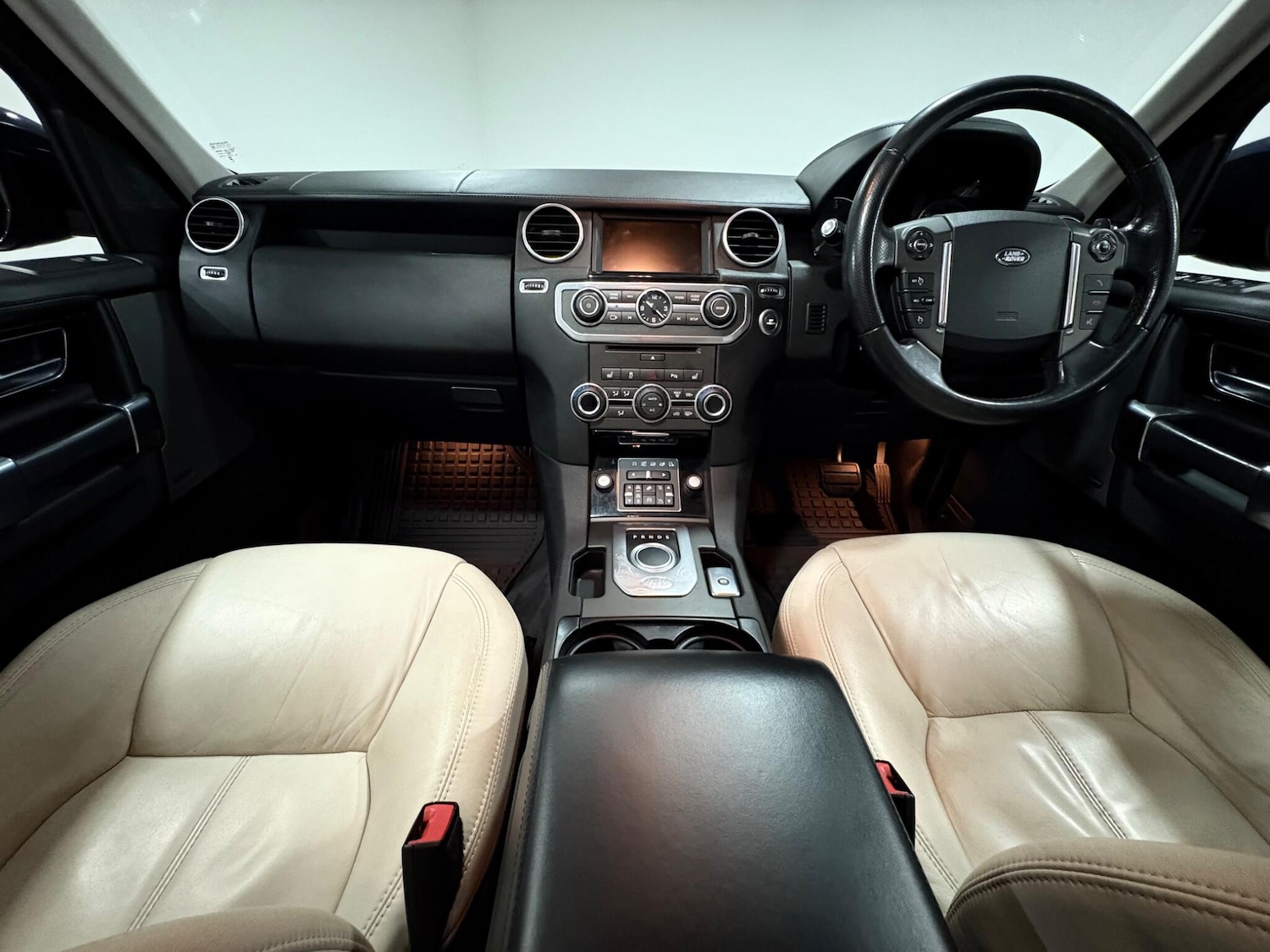 Used Land Rover Discovery 2015 for sale - 77131586: Photo 10