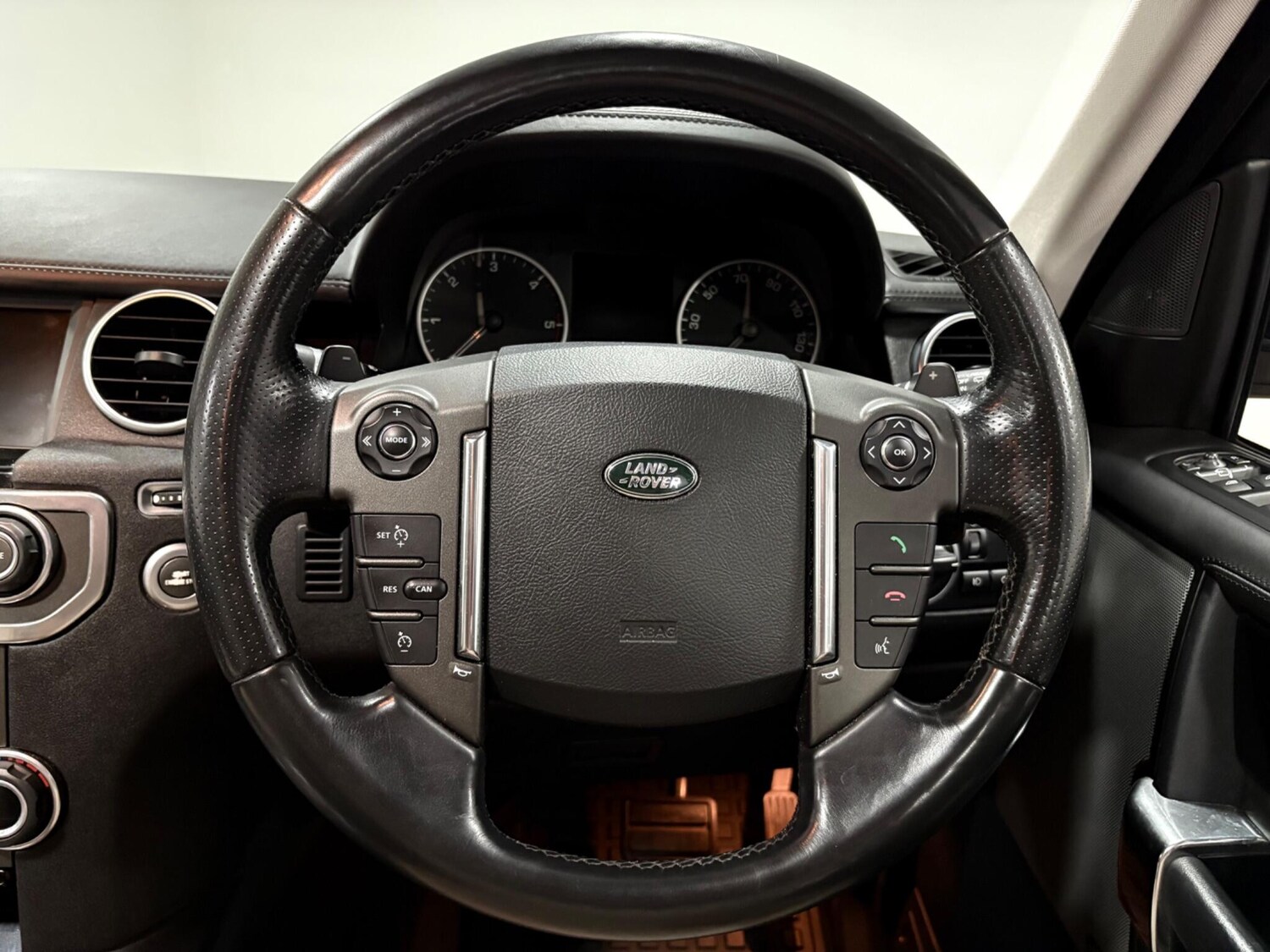 Used Land Rover Discovery 2015 for sale - 77131586: Photo 14