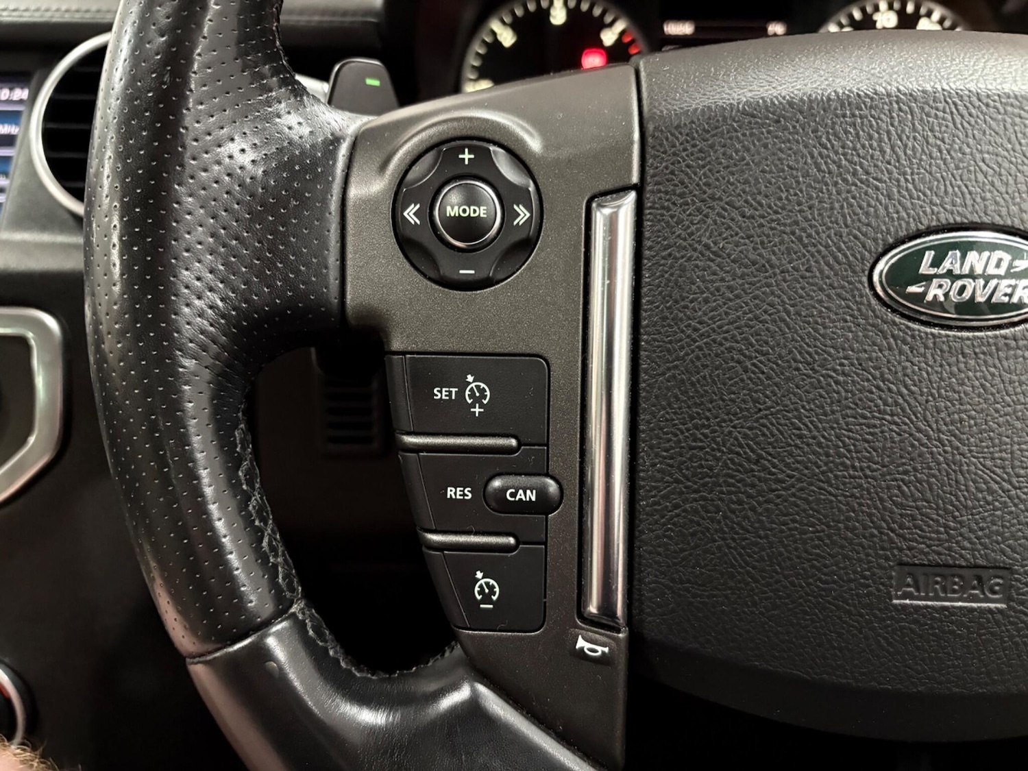 Used Land Rover Discovery 2015 for sale - 77131586: Photo 17