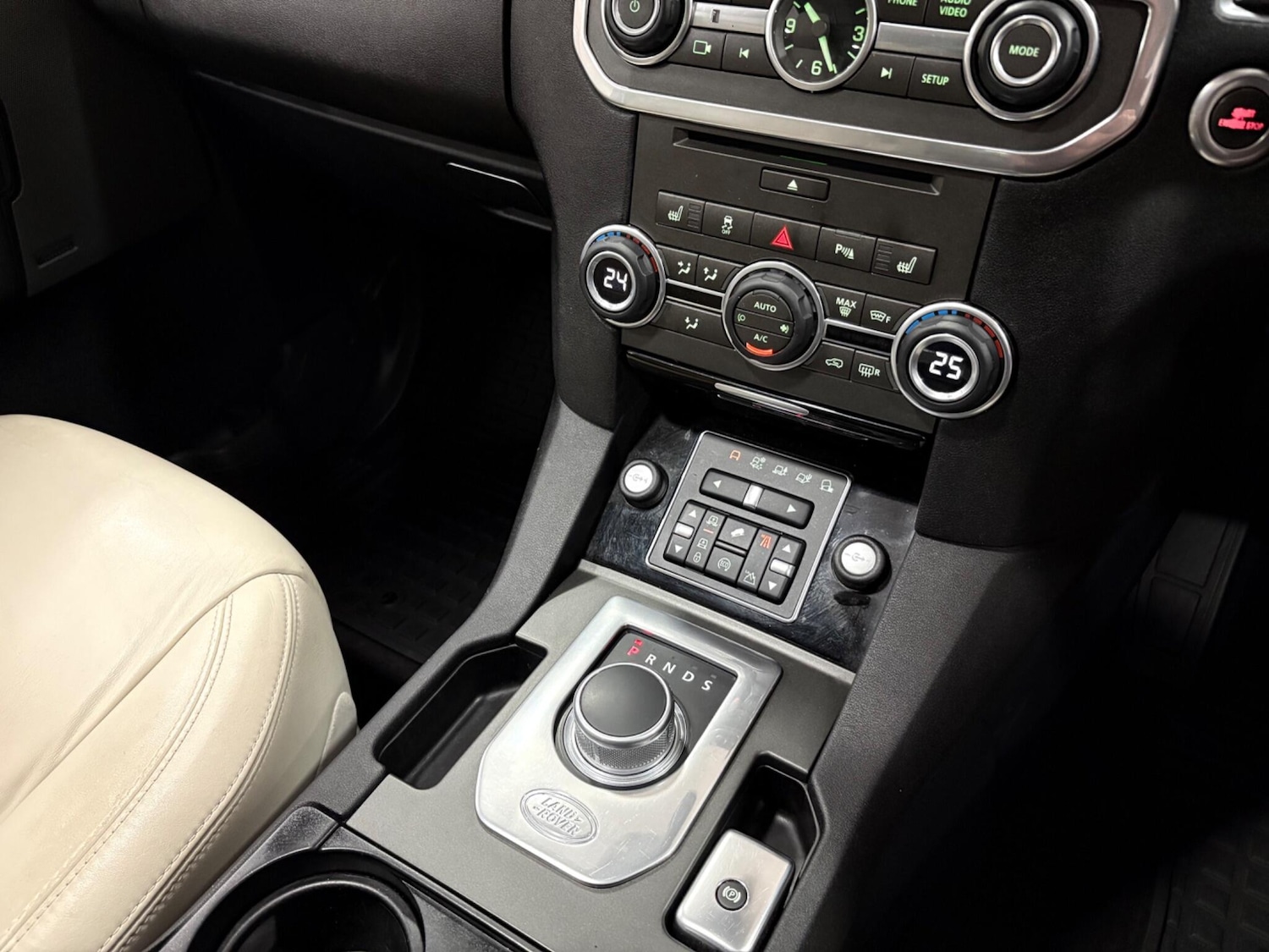 Used Land Rover Discovery 2015 for sale - 77131586: Photo 34