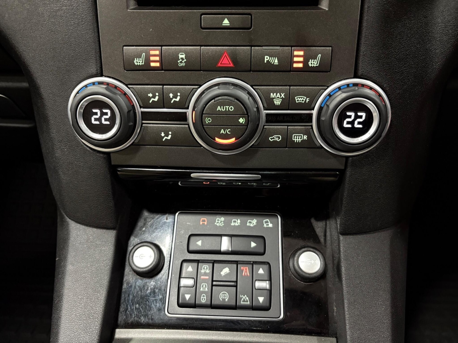 Used Land Rover Discovery 2015 for sale - 77131586: Photo 35