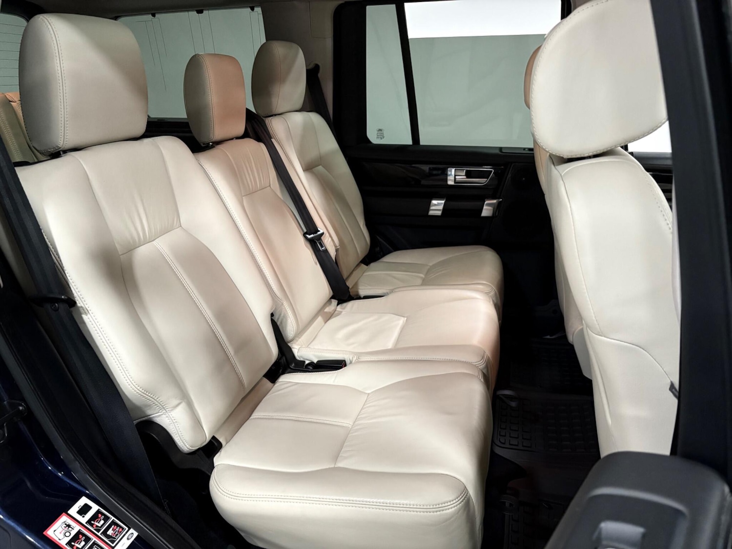 Used Land Rover Discovery 2015 for sale - 77131586: Photo 42