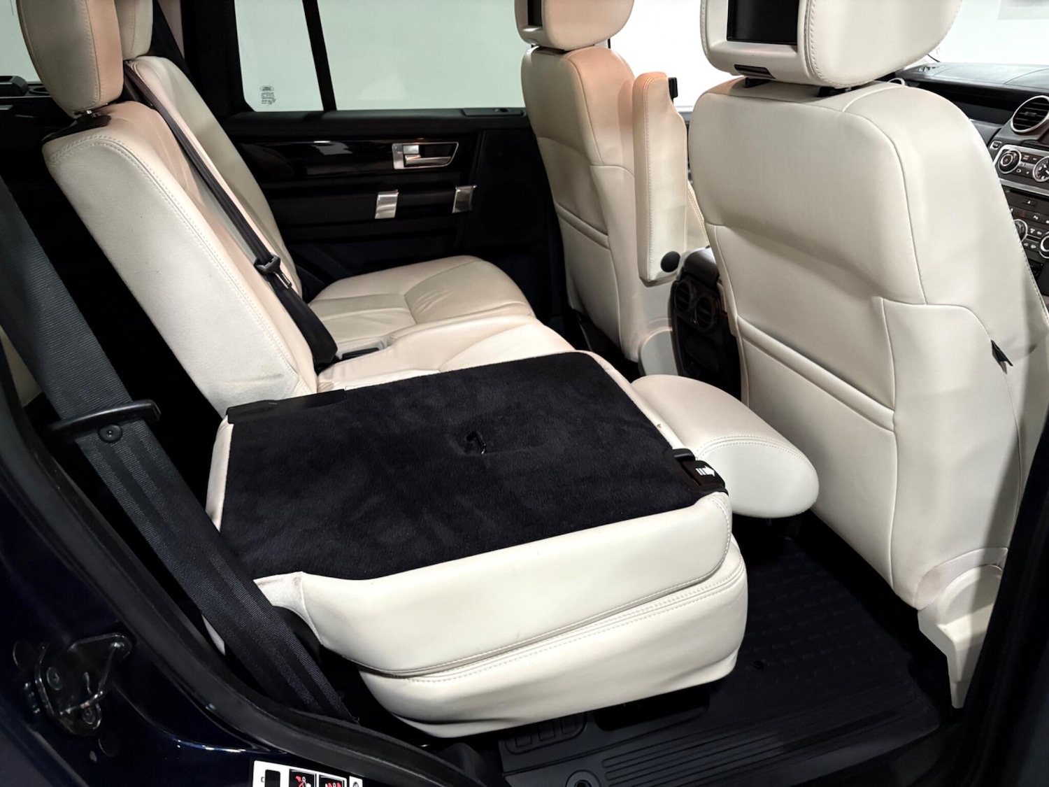 Used Land Rover Discovery 2015 for sale - 77131586: Photo 44