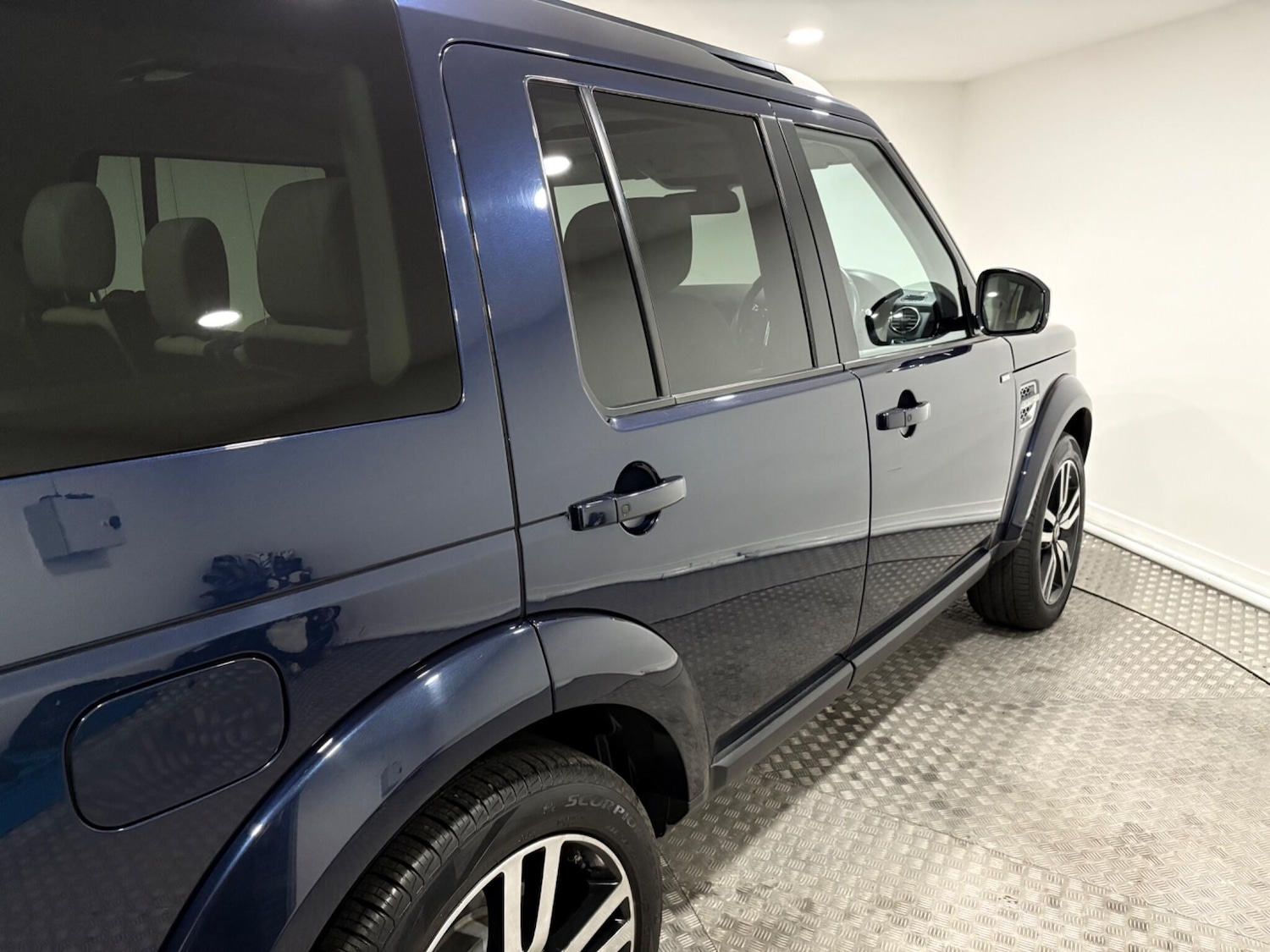 Used Land Rover Discovery 2015 for sale - 77131586: Photo 54