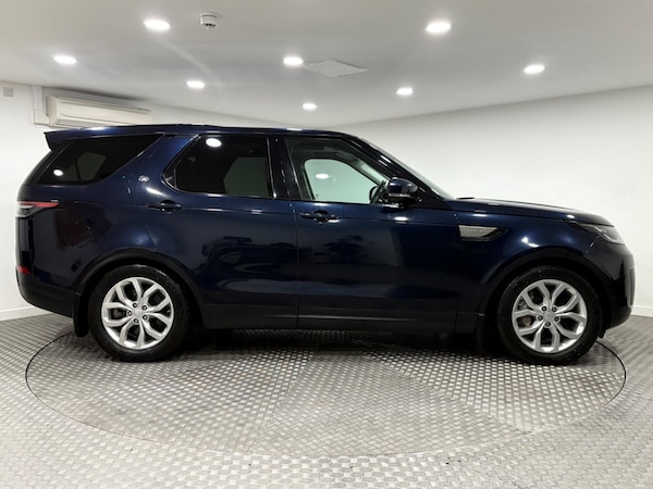 Used Land Rover Discovery 2018 for sale - 76189011: Photo 2