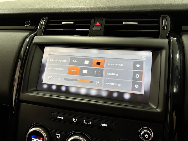 Used Land Rover Discovery 2018 for sale - 76189011: Photo 30