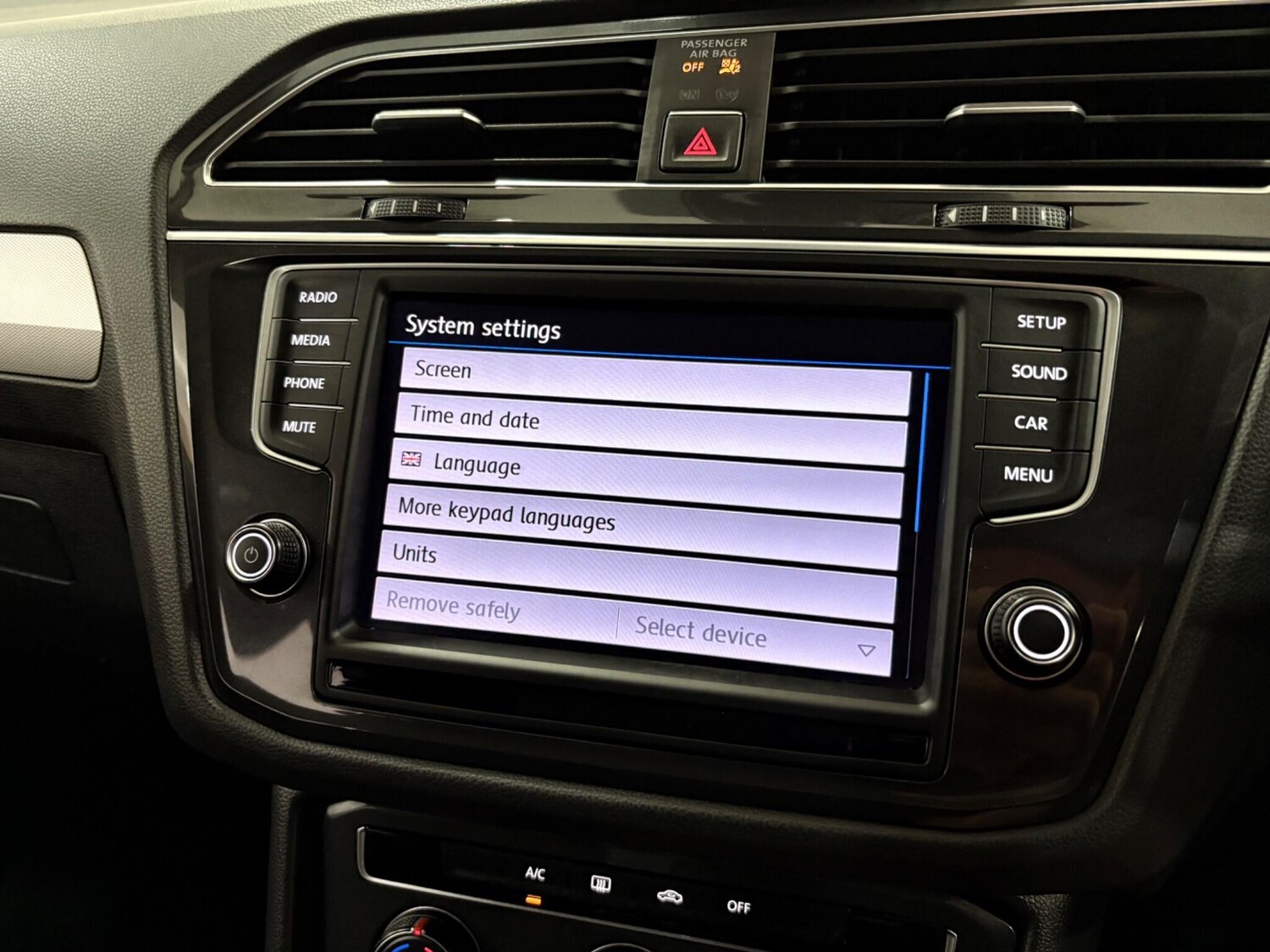 Used Volkswagen Tiguan 2016 for sale - 76152170: Photo 20