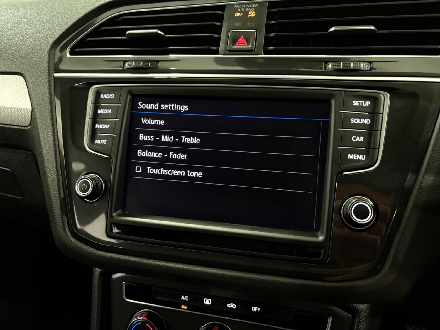 Used Volkswagen Tiguan 2016 for sale - 76152170: Photo 22