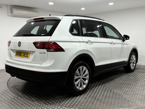 Used Volkswagen Tiguan 2016 for sale - 76152170: Photo 3