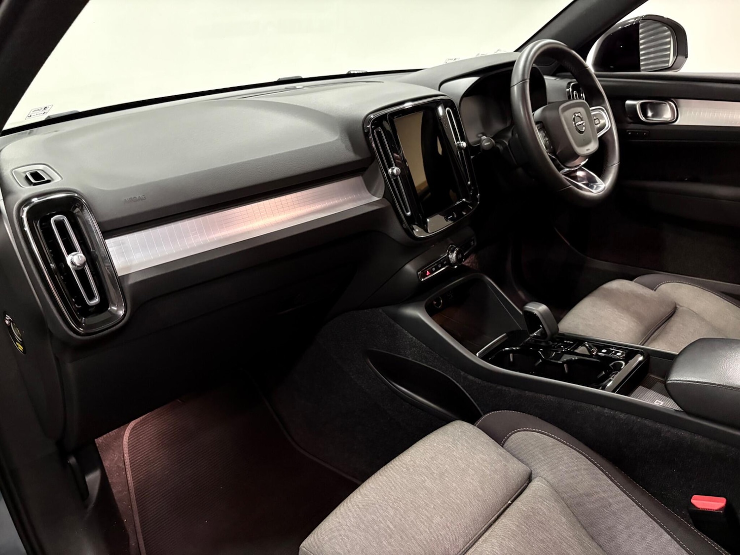 Used Volvo XC40 2022 for sale - 77021134: Photo 11