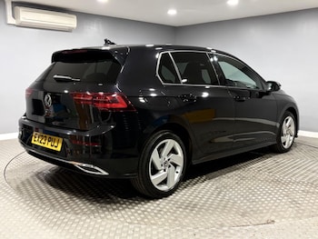Used Volkswagen Golf 2023 for sale - 78684527: Photo