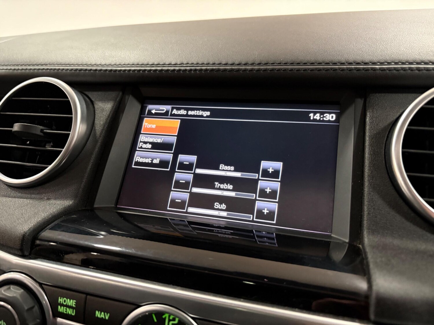 Used Land Rover Discovery 4 for sale - 77738537: Photo 24