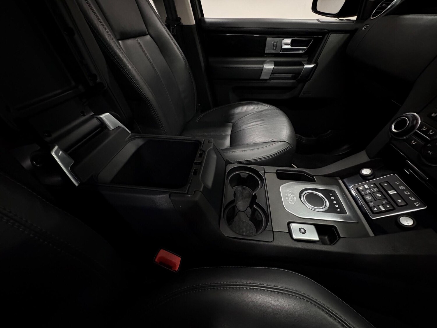 Used Land Rover Discovery 4 for sale - 77738537: Photo 38