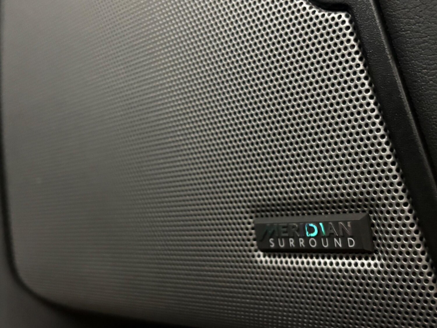 Used Land Rover Discovery 4 for sale - 77738537: Photo 39