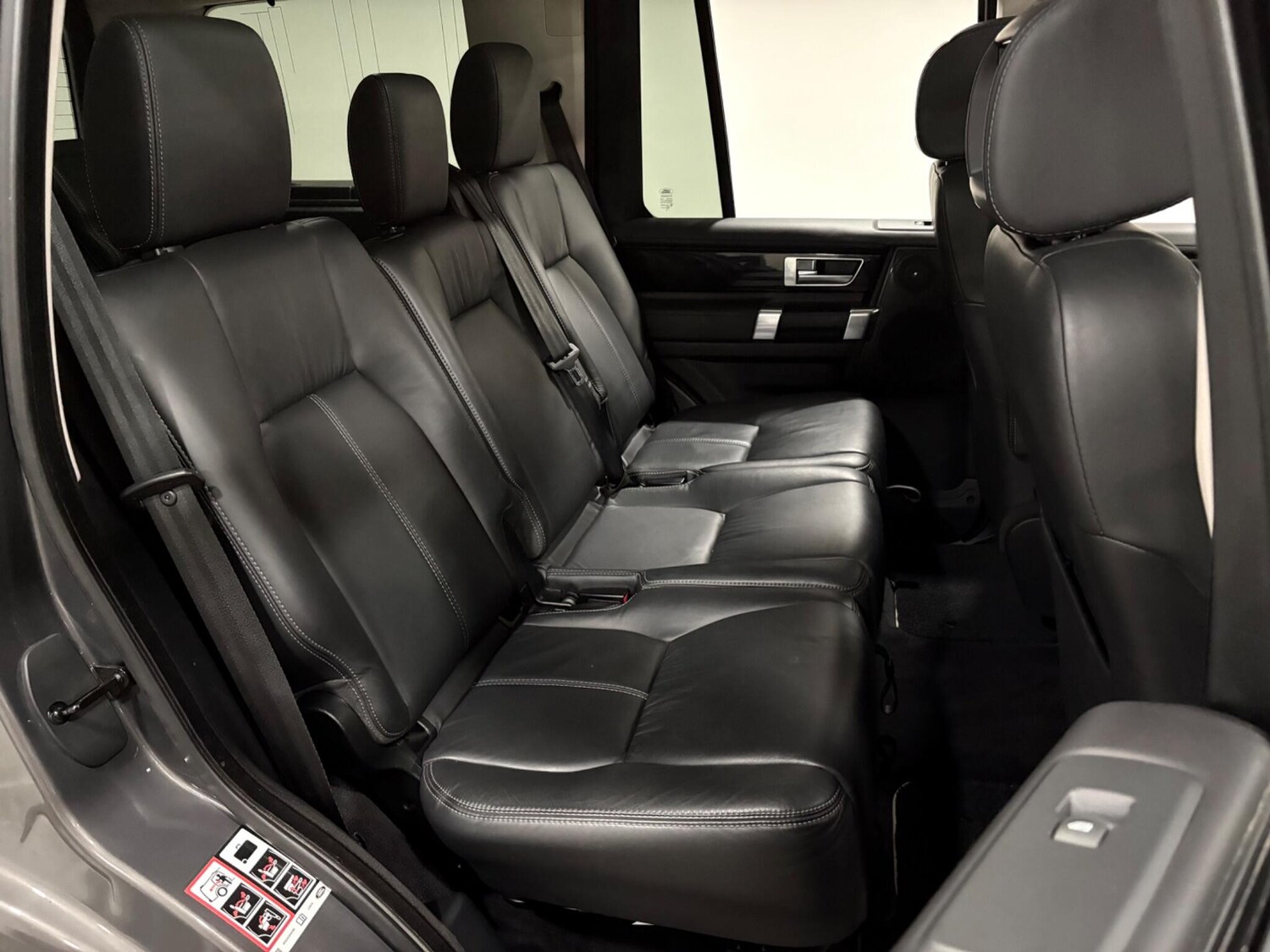 Used Land Rover Discovery 4 for sale - 77738537: Photo 42