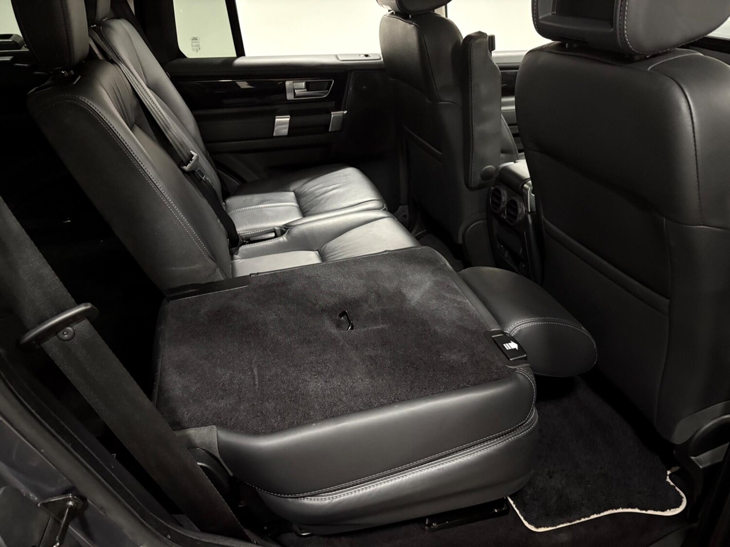 Used Land Rover Discovery 4 for sale - 77738537: Photo 44