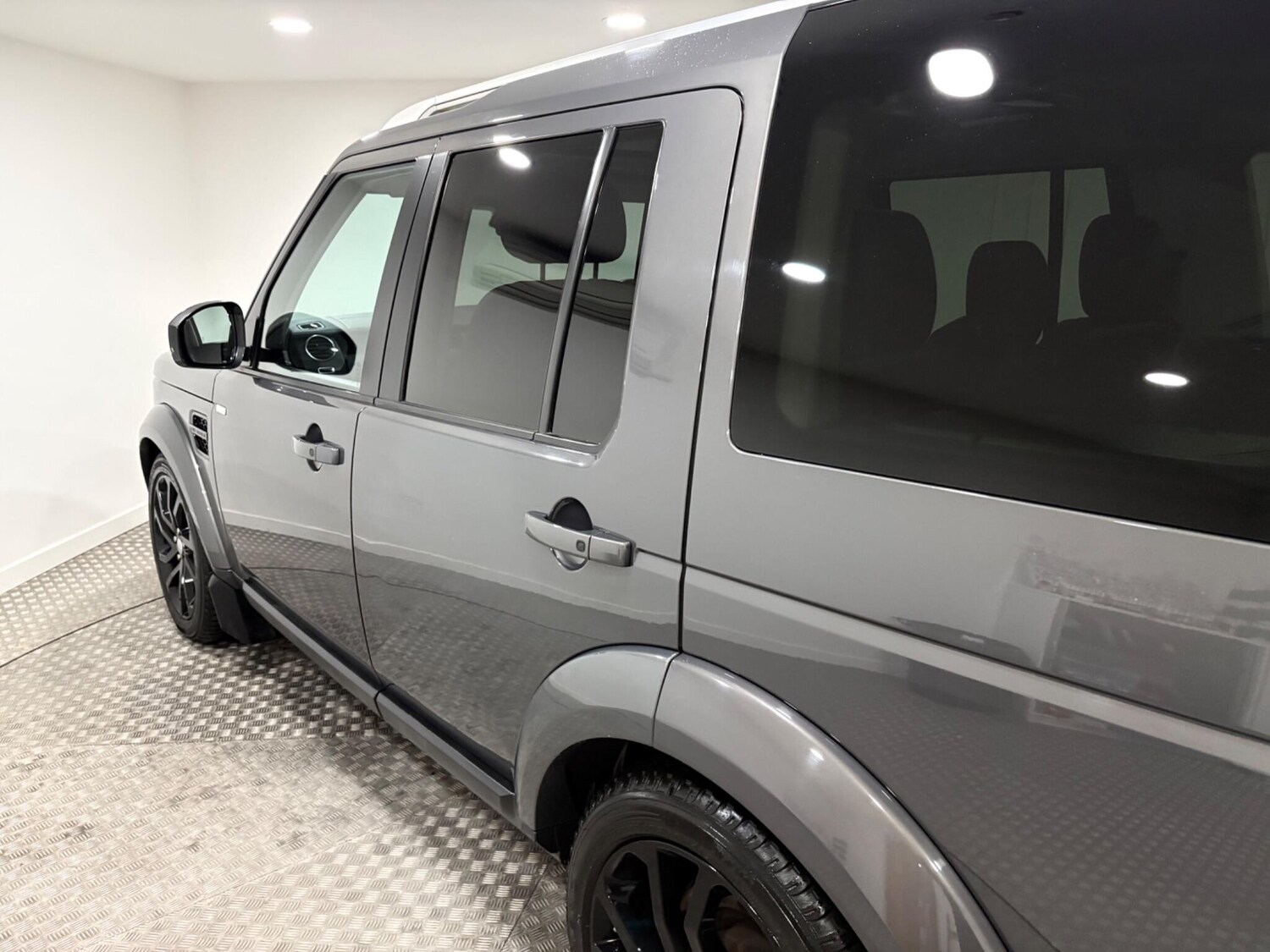 Used Land Rover Discovery 4 for sale - 77738537: Photo 56