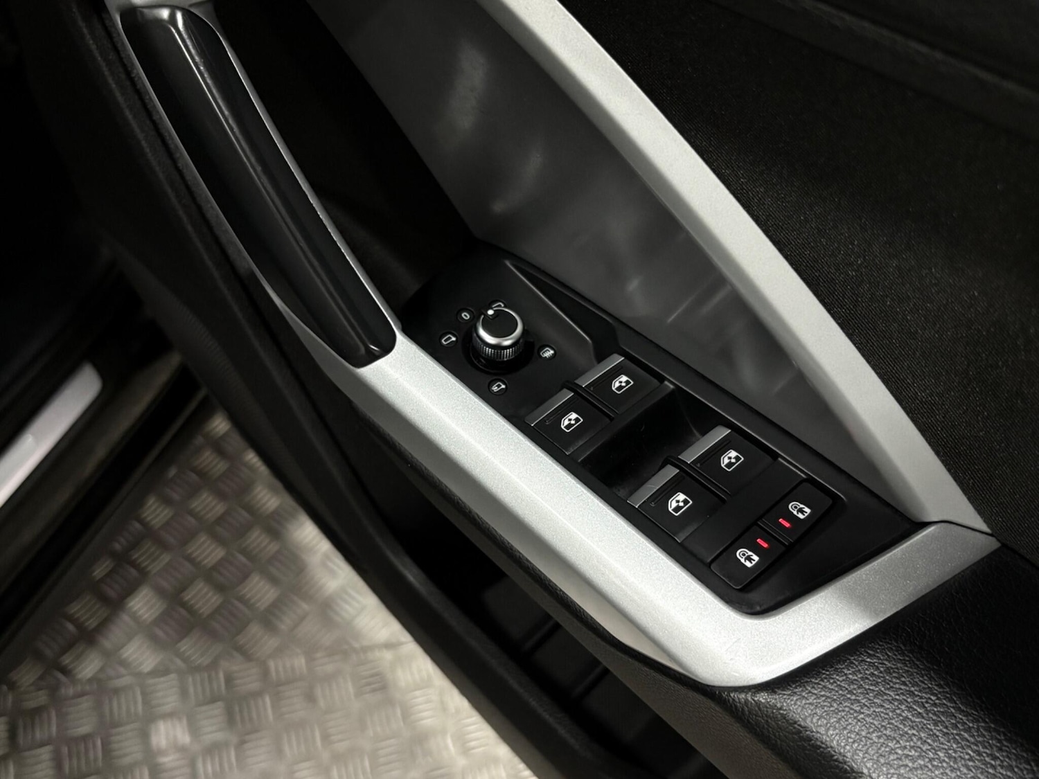 Used Audi Q3 2020 for sale - 77021253: Photo 37